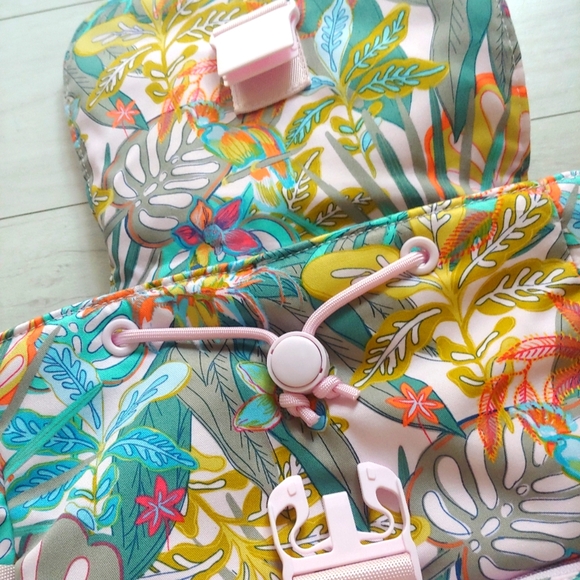 Vera Bradley NEW Rain Forest Canopy Backpack - Picture 3 of 14